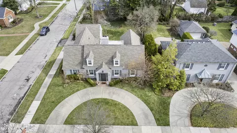 View/Area - 90 Stanton, Grosse Pointe Farms, MI 48236 photo 1 of 4