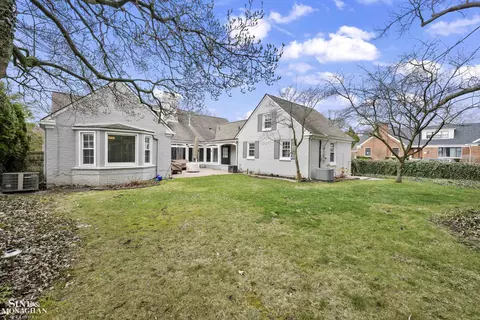 Exterior - 90 Stanton, Grosse Pointe Farms, MI 48236 photo 4 of 6