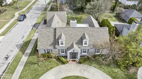 View/Area - 90 Stanton, Grosse Pointe Farms, MI 48236 photo 3 of 4