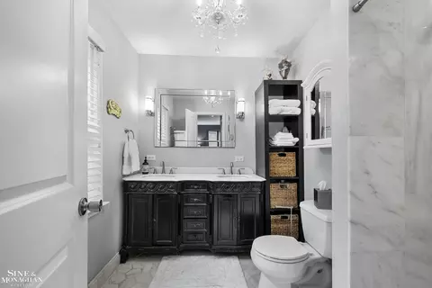 Bath - 90 Stanton, Grosse Pointe Farms, MI 48236 photo 2 of 5