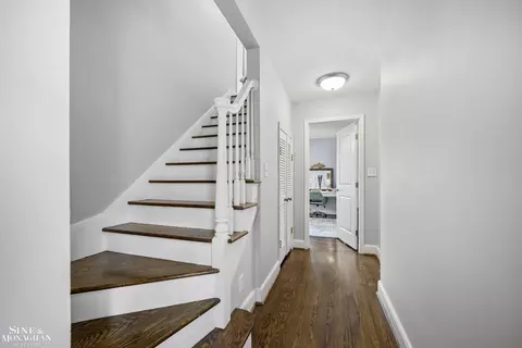 Entry Way - 90 Stanton, Grosse Pointe Farms, MI 48236 photo 4 of 4