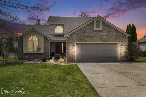 5451 Windermere, Grand Blanc, MI 48439