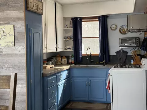 Kitchen - 2775 Lakeshore, Gladwin, MI 48624 photo 1 of 6