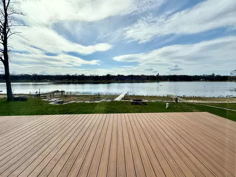 Exterior - 2775 Lakeshore, Gladwin, MI 48624 photo 3 of 10