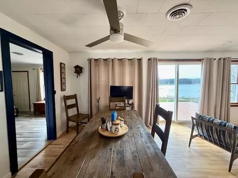 Dining - 2775 Lakeshore, Gladwin, MI 48624 photo 2 of 4