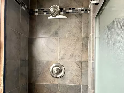 Bath - 2775 Lakeshore, Gladwin, MI 48624 photo 3 of 5