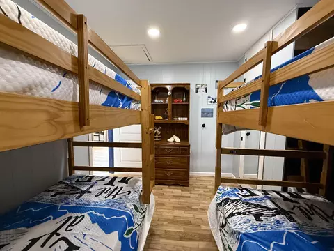 Bedroom - 2775 Lakeshore, Gladwin, MI 48624 photo 7 of 12