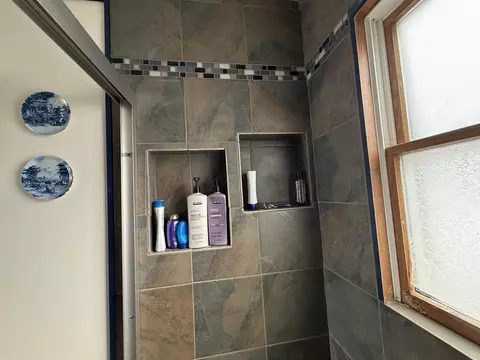 Bath - 2775 Lakeshore, Gladwin, MI 48624 photo 5 of 5