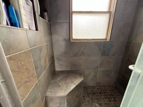 Bath - 2775 Lakeshore, Gladwin, MI 48624 photo 4 of 5