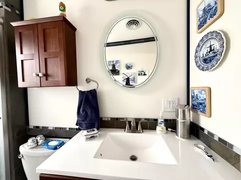 Bath - 2775 Lakeshore, Gladwin, MI 48624 photo 2 of 5