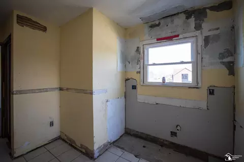 11480 E Outer, Detroit, MI 48224 photo 18