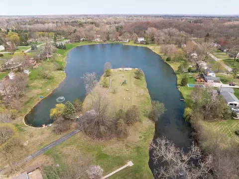 View/Area - 6969 Clock Gate, Troy, MI 48098 photo 5 of 6