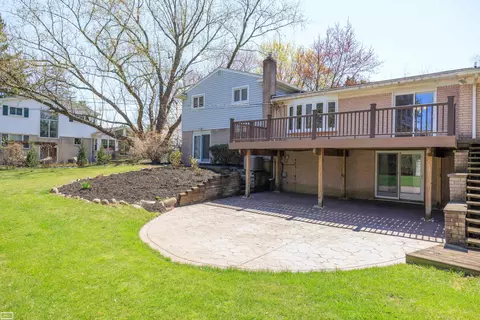 Exterior - 6969 Clock Gate, Troy, MI 48098 photo 7 of 11