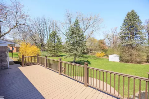 Exterior - 6969 Clock Gate, Troy, MI 48098 photo 5 of 11