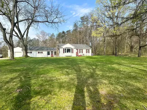610 S Macomb, Manchester, MI 48158