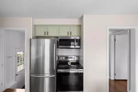 Kitchen - 233 Pare, Clawson, MI 48017 photo 4 of 4