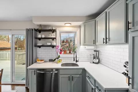 Kitchen - 233 Pare, Clawson, MI 48017 photo 3 of 4