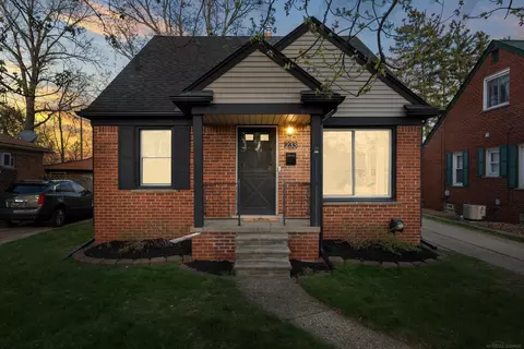233 Pare, Clawson, MI 48017