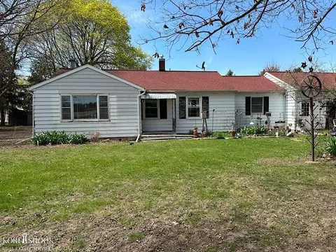 2333 N Hollister, Ovid, MI 48866