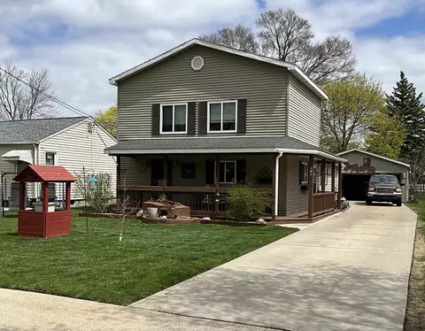 707 Mcdonnell St, Essexville, MI 48732