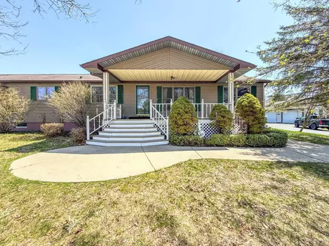 11422 175th, Stanwood, MI 49346