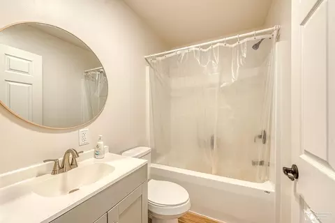 Bath - 3271 Seminole, Monroe, MI 48162 photo 1 of 3