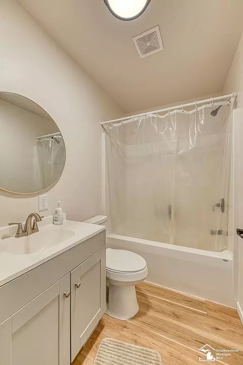 Bath - 3271 Seminole, Monroe, MI 48162 photo 2 of 3