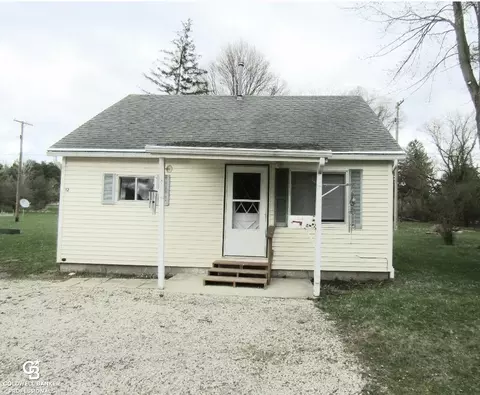 12 Clarence, Yale, MI 48097