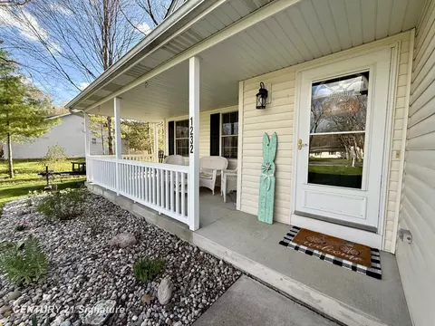1232 S Hemlock, Hemlock, MI 48626 photo 2