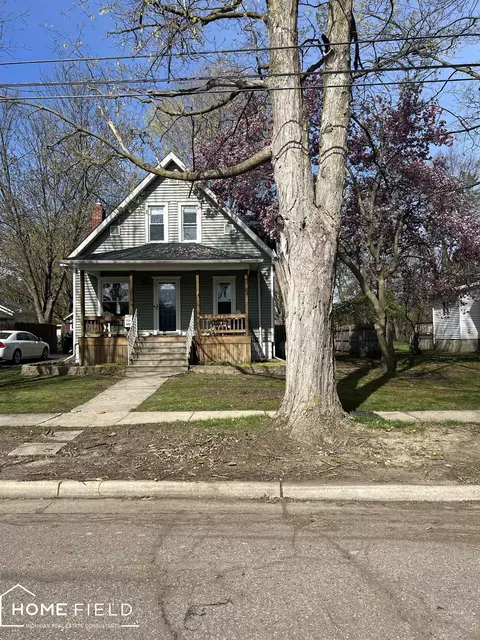 928 S Ball, Owosso, MI 48867
