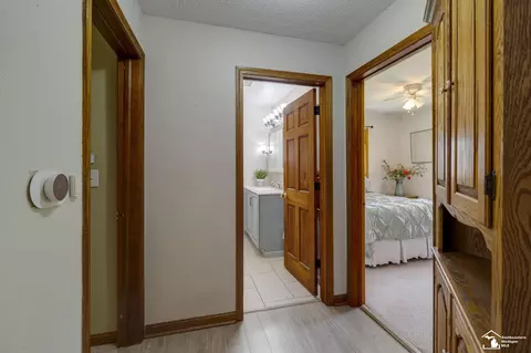 Entry Way - 6688 Keithcrest, Temperance, MI 48182 photo 7 of 7
