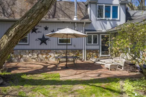Exterior - 6688 Keithcrest, Temperance, MI 48182 photo 5 of 9