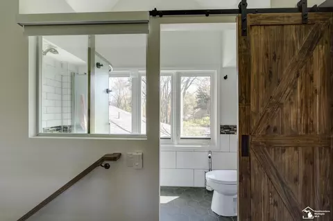 Bath - 6688 Keithcrest, Temperance, MI 48182 photo 1 of 3
