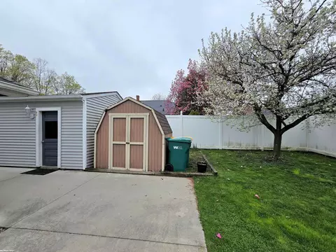 Exterior - 303 N 5th, Saint Clair, MI 48079 photo 2 of 4