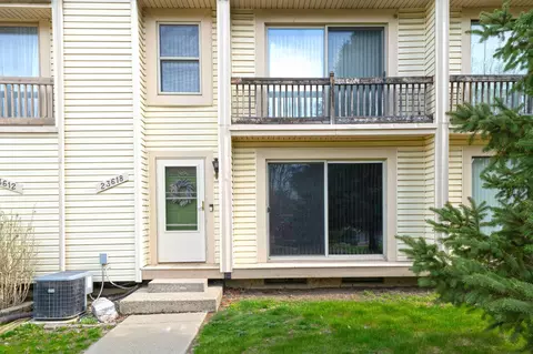 23618 Marlborough #BUILDING 1 UNIT #11, Clinton Township, MI 48036