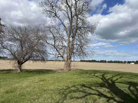 1203 E North Boutell, Kawkawlin, MI 48631 photo 3