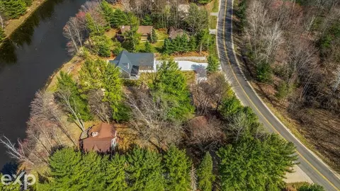 View/Area - 1077 Pineway, Gladwin, MI 48624 photo 9 of 10