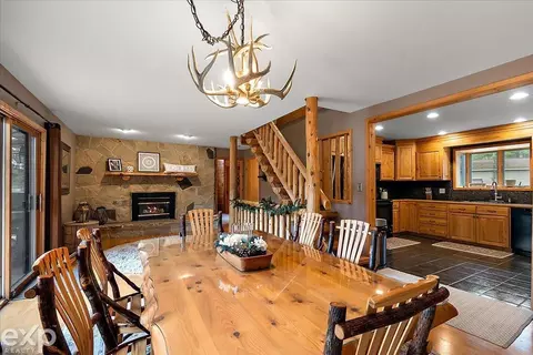Dining - 1077 Pineway, Gladwin, MI 48624 photo 1 of 4