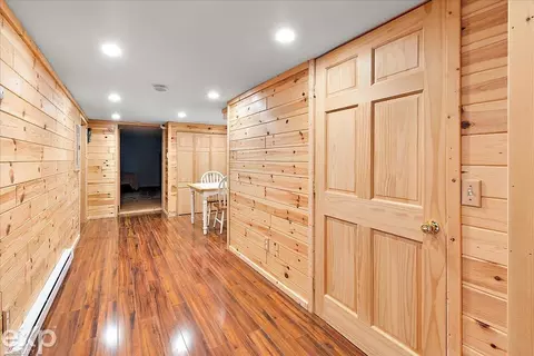 Entry Way - 1077 Pineway, Gladwin, MI 48624 photo 1 of 1