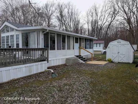 Exterior - 965 Tyrrell, Bancroft, MI 48414 photo 2 of 4