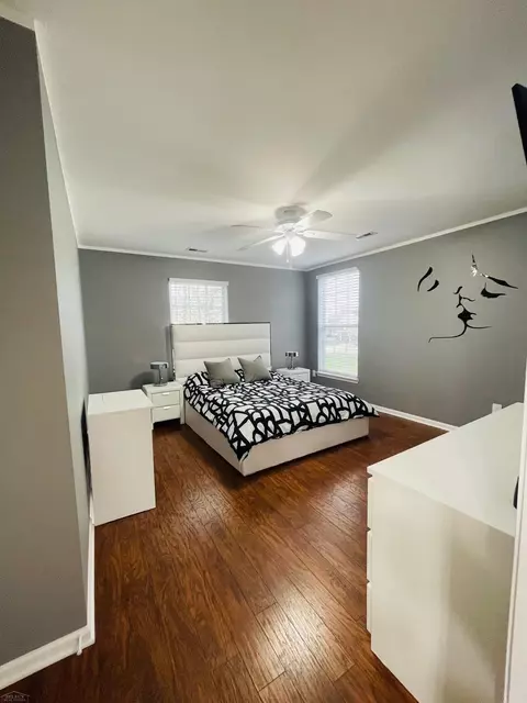21083 Cooper, Macomb, MI 48044 photo 17