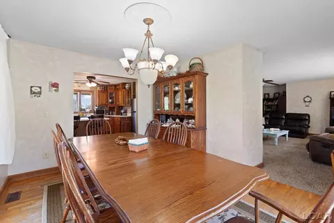 Dining - 3620 Sharp, Adrian, MI 49221 photo 3 of 3