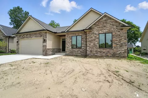 552 Central Park Blvd #LOT 83, Monroe, MI 48162