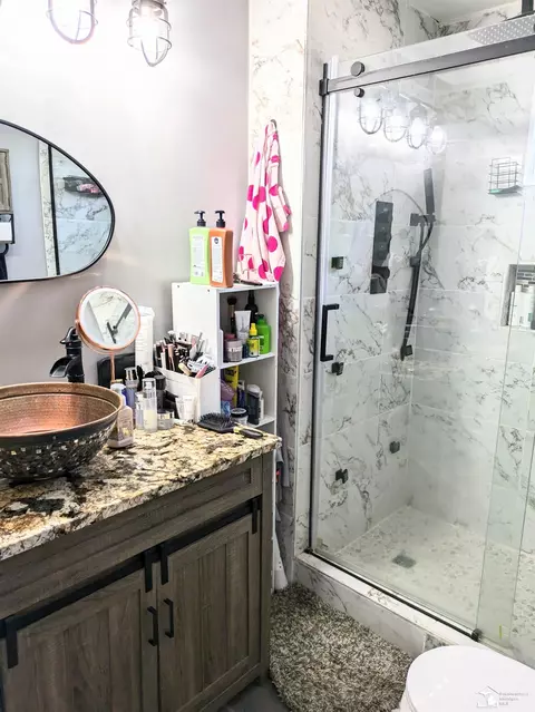 Bath - 17146 Smith, Riverview, MI 48193 photo 1 of 4