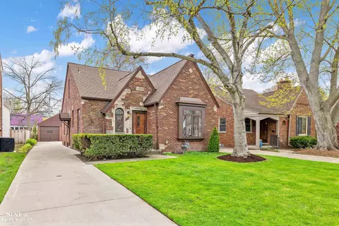 405 Belanger, Grosse Pointe Farms, MI 48236