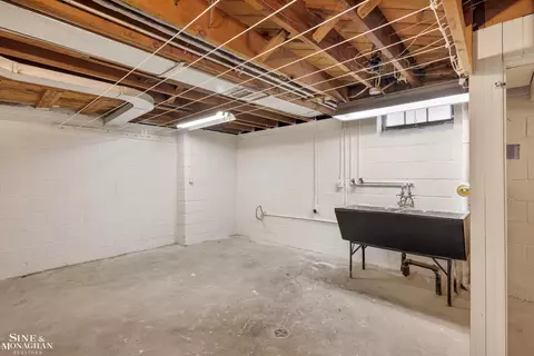 405 Belanger, Grosse Pointe Farms, MI 48236 photo 32