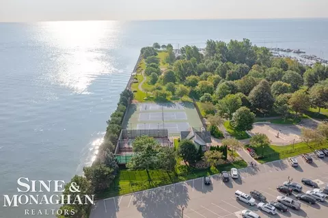 405 Belanger, Grosse Pointe Farms, MI 48236 photo 49