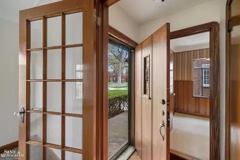 405 Belanger, Grosse Pointe Farms, MI 48236 photo 4