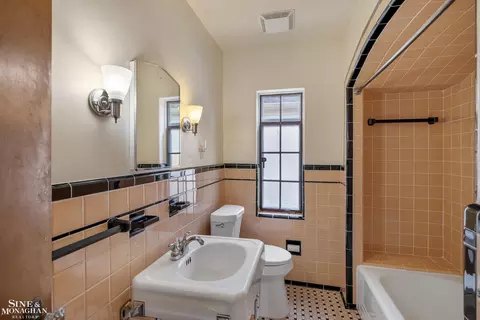 405 Belanger, Grosse Pointe Farms, MI 48236 photo 23