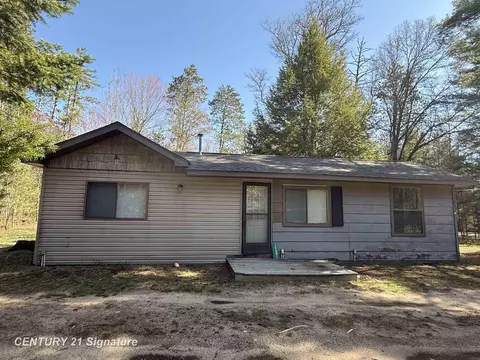 10601 S Grayling, Roscommon, MI 48653